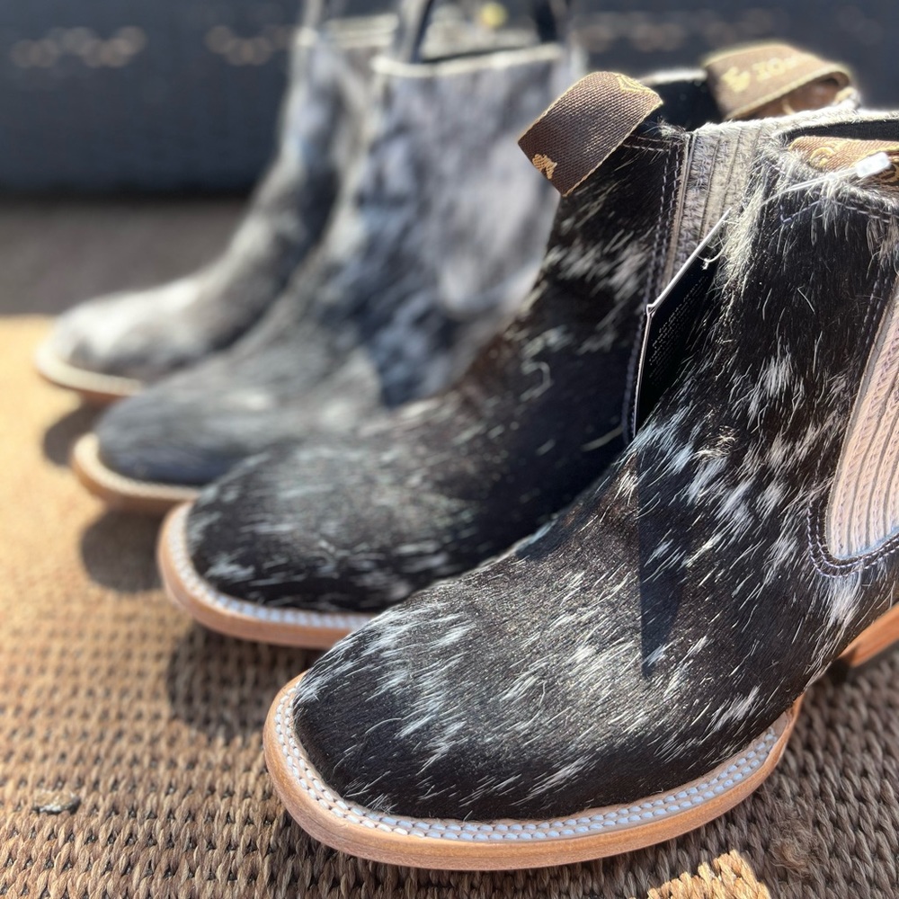 COPY - Cowhide boots